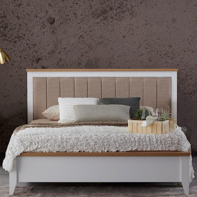 سرير لودريك باللون الأبيض والخشبي - High Point