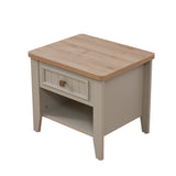 كمدينو ليونا باللون الكريمي