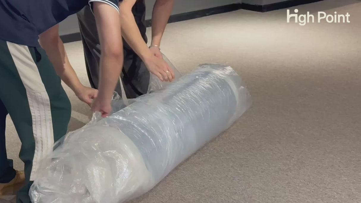 كنب ليونارا رباعي مضغوط باللون الأبيض