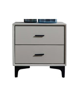 كمدينو إيفريت باللون الرمادي