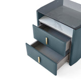 كمدينو ريانا باللون الأخضر